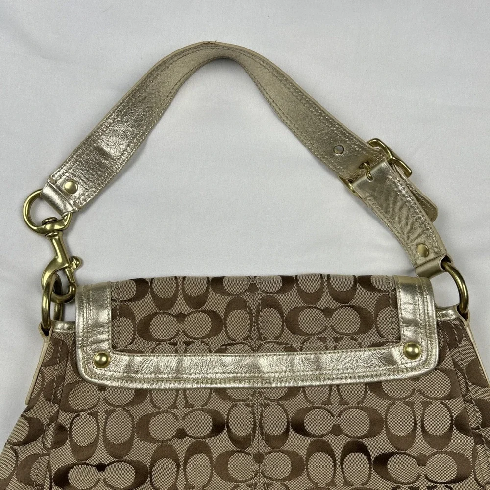 VTG Coach Signature F12857 Beige Gold Big Turn Lock Shoulder Bag Gold Hardware